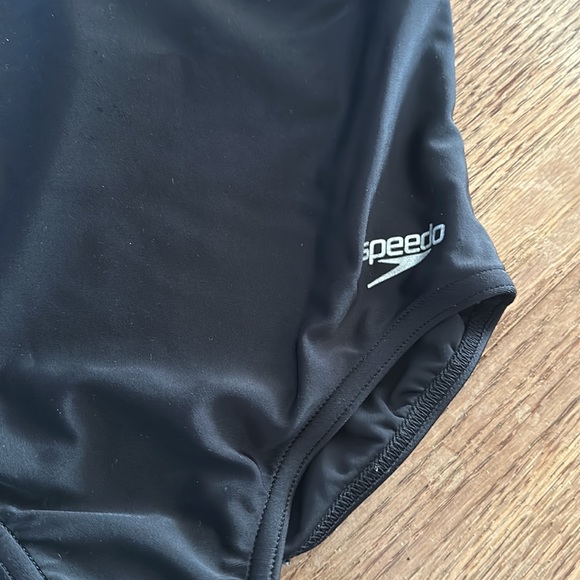 Girls swimsuit bundle size 8 - Picture 6 of 7